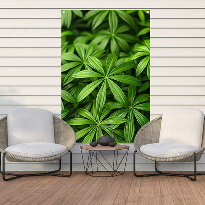 Close-up van Groene Bladeren met Schaduwspel tuinposter