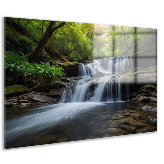 Serene waterval in weelderig groen bos acrylglas