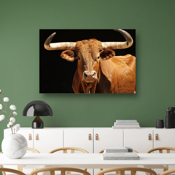 Majestueuze stier met indrukwekkende hoorns canvas