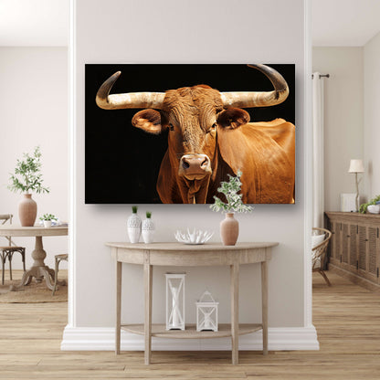 Majestueuze stier met indrukwekkende hoorns canvas