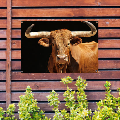 Majestueuze stier met indrukwekkende hoorns tuinposter