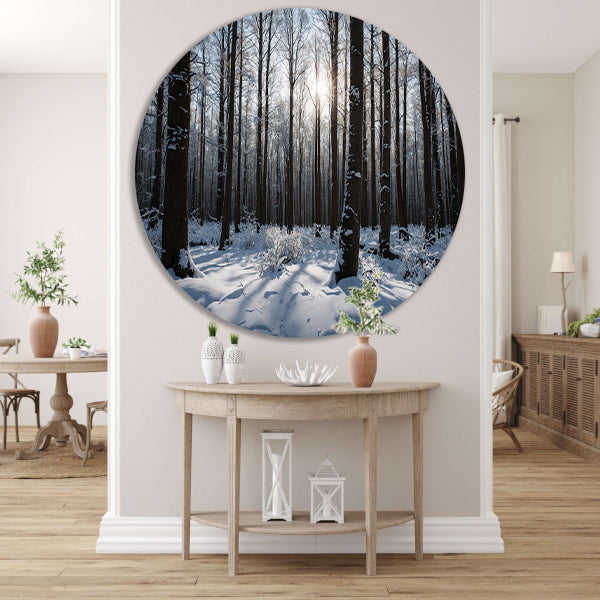 Serene winterbos met besneeuwde bomen aluminium muurcirkel