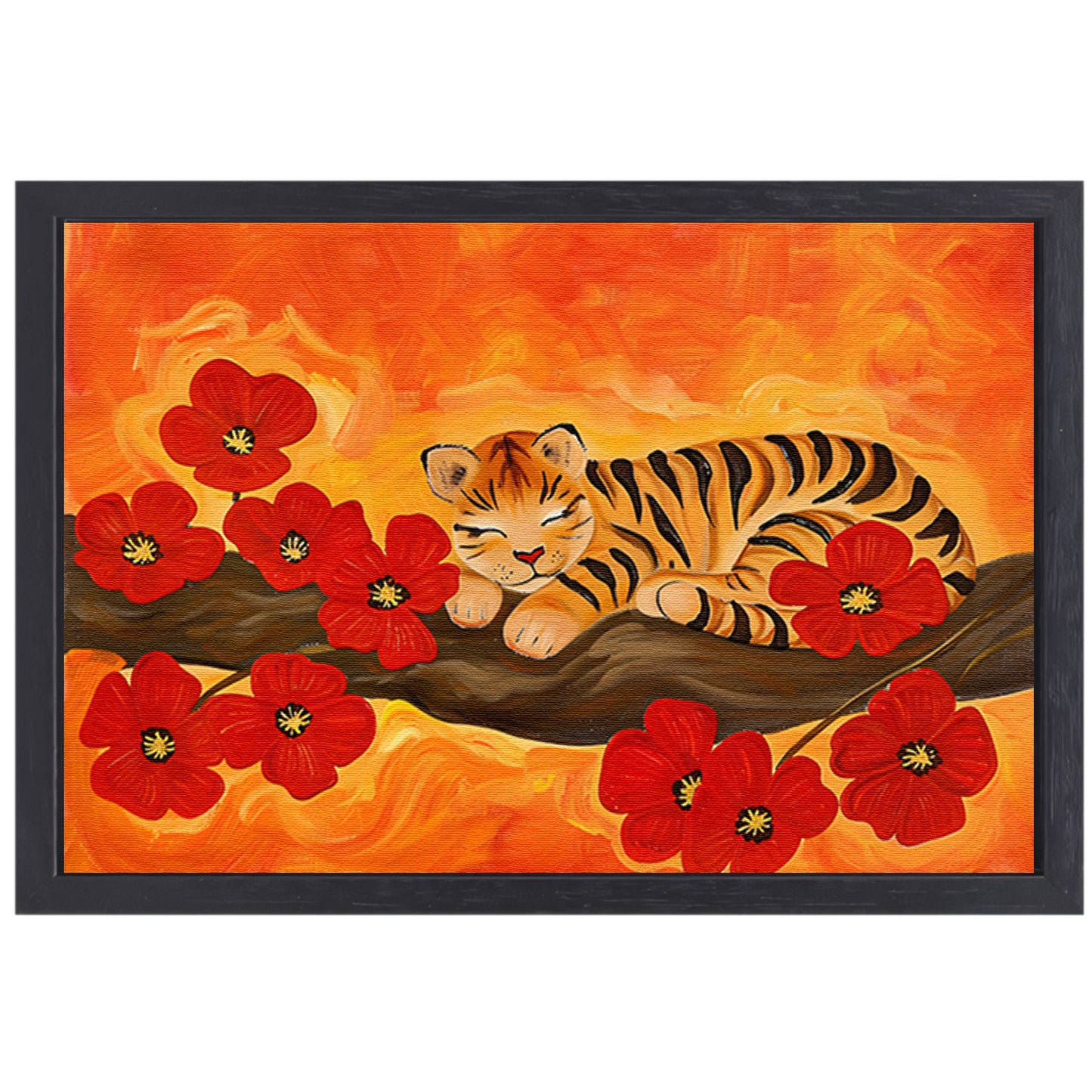 Slapende tijger omringd door rode bloemen canvas met baklijst
