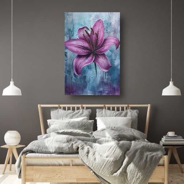Moderne paarse lelie tegen blauwe achtergrond acrylglas