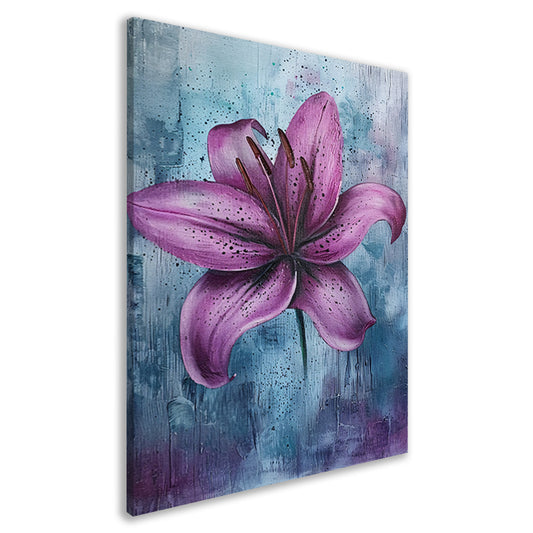 Moderne paarse lelie tegen blauwe achtergrond canvas