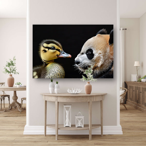 Pandababy en eendkuiken knuffelen canvas met baklijst