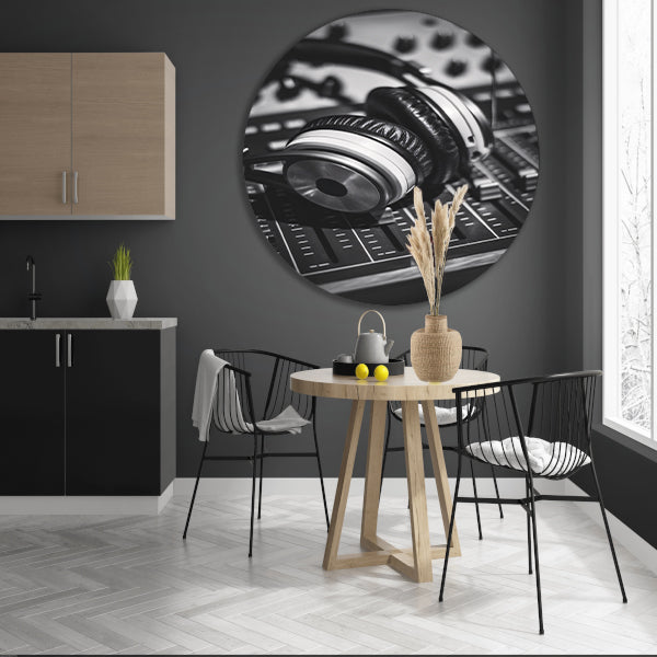 Zwart-wit foto studio koptelefoon aluminium muurcirkel