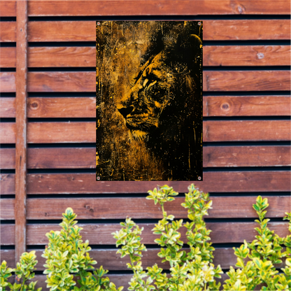 Mysterieus Leeuwenportret in rustieke stijl tuinposter