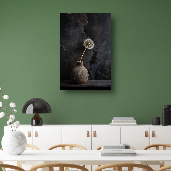 Gedroogde paardenbloem in oude vaas canvas