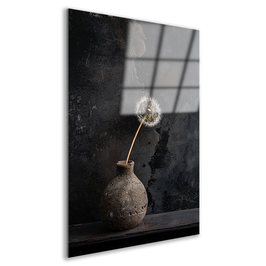 Gedroogde paardenbloem in oude vaas acrylglas