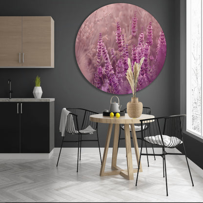 Sereen lavendelveld in zachte pasteltinten aluminium muurcirkel
