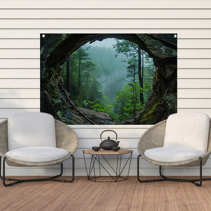 Rotsuitkijk Over Mistig Bos tuinposter
