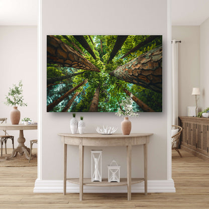 Hoog perspectief op bomen in weelderig bosposter