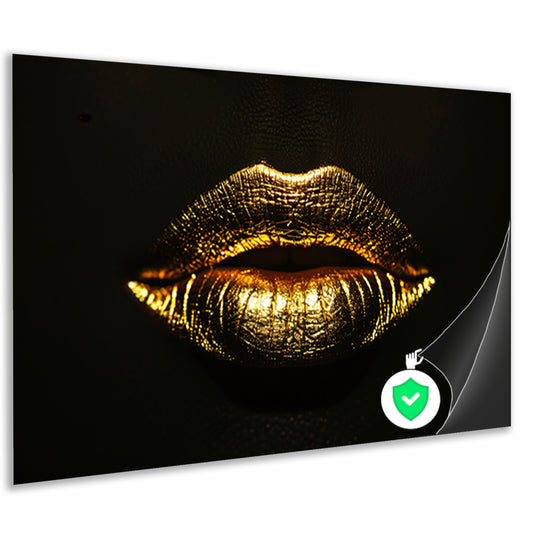 Donkere achtergrond met stralende gouden lippen poster