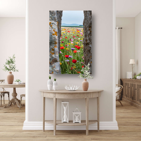Kleurrijke Bloemenweide tussen Oude Bomen canvas
