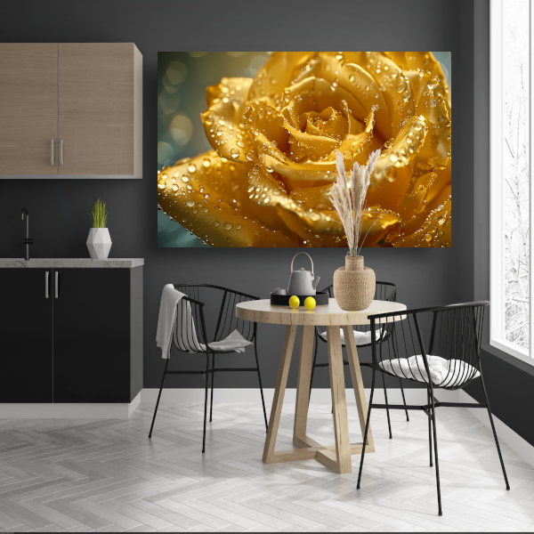 Gouden roos met waterdruppels op delicate bloemblaadjes canvas