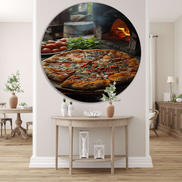 Verse pizza uit de houtoven met tomaten aluminium muurcirkel