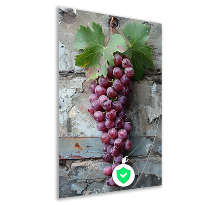 Rijpe Druiven met Blad in Herfstlicht poster