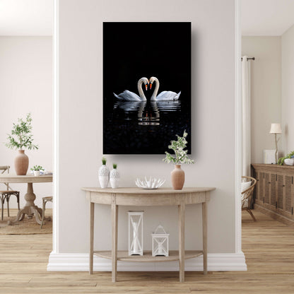 Twee zwanen vormen hart op water poster