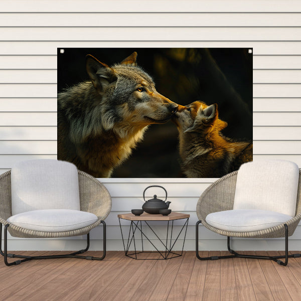 Intiem moment tussen wolven in het bos tuinposter