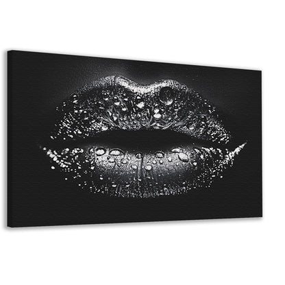 Close-up van glinsterende lippen in zwart en wit canvas