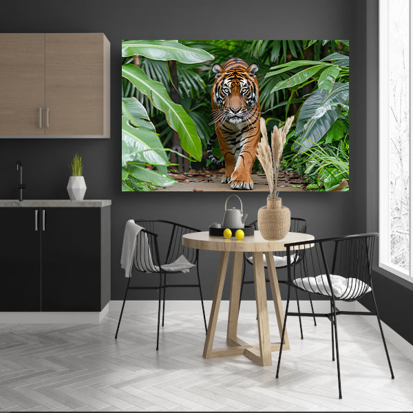 Realistisch schilderij van tijger in jungle canvas met baklijst