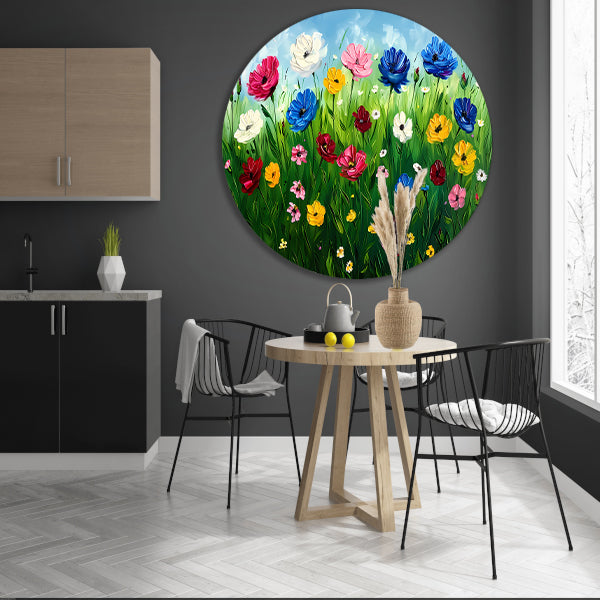 Kleurrijk bloemenveld onder een blauwe lucht forex muurcirkel