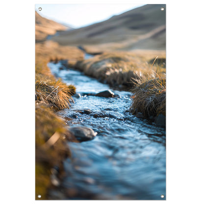 Stroompje door het landschap tuinposter
