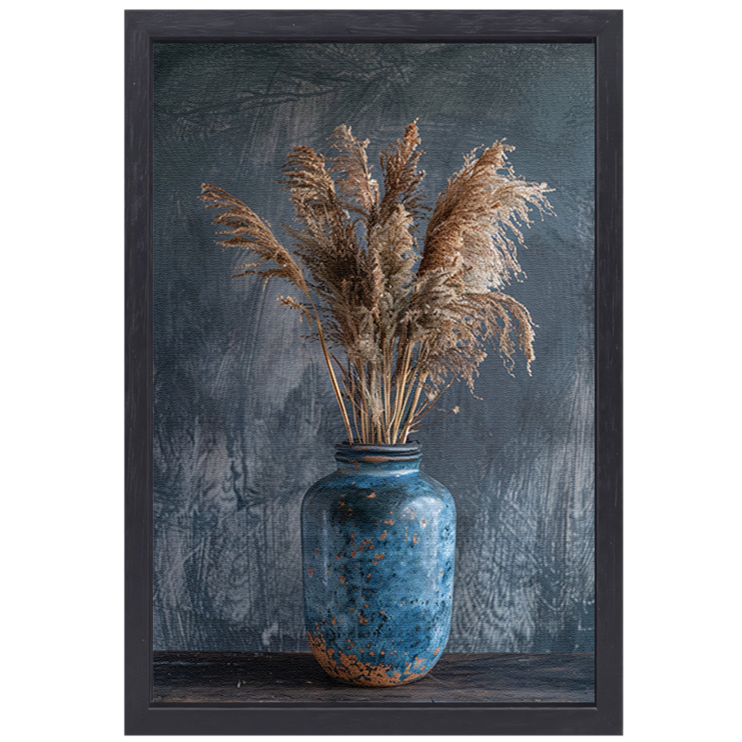 Rustieke blauwe vaas met droogbloemen tegen donkere achtergrond canvas met baklijst
