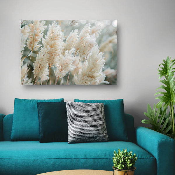 Zachte pluimen in een serene omgeving poster