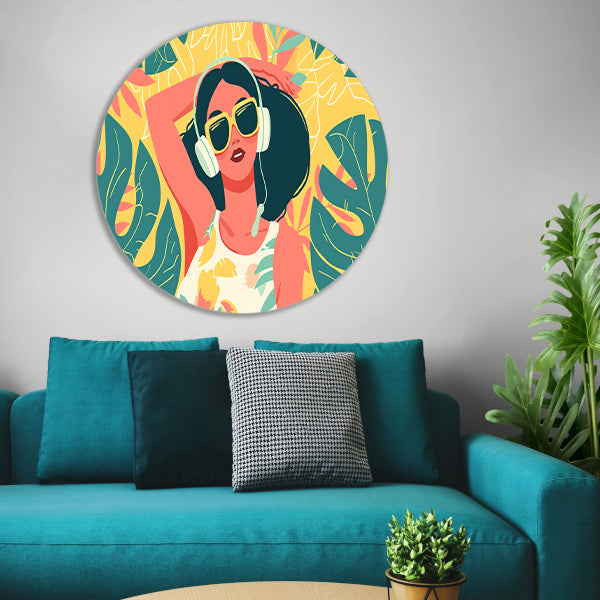 Kleurrijke vrouw met koptelefoon in relaxmodus   aluminium muurcirkel