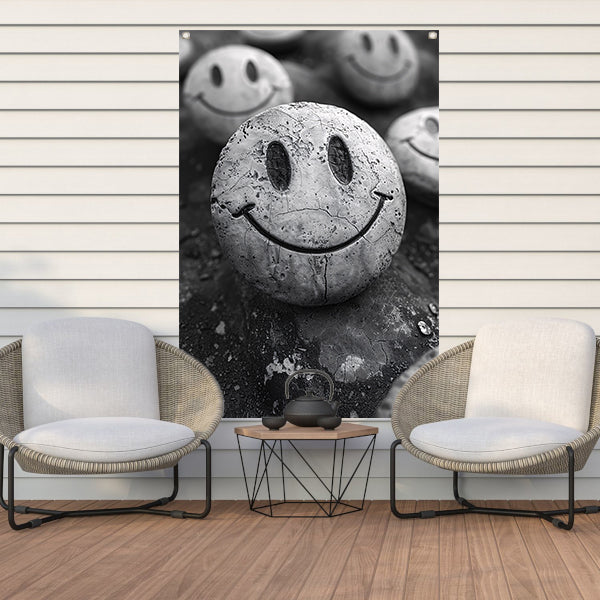 Verweerde Smiley op Steen in Zwart-Wit tuinposter