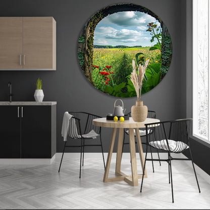 Kleurrijk landschap door houten venster aluminium muurcirkel