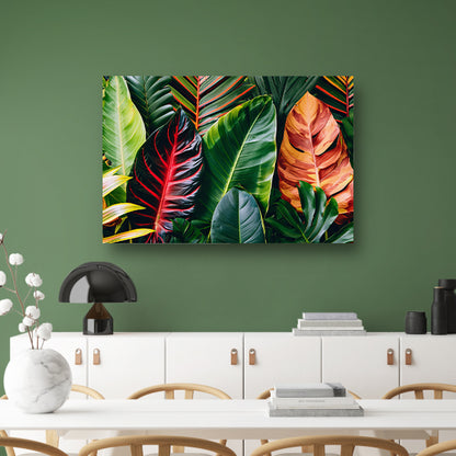 Levendige groene bladeren met kleurrijke accenten canvas