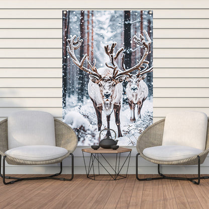 Twee Rendieren in Besneeuwd Bos tuinposter
