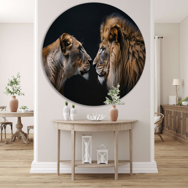 Leeuw en leeuwin in intense ontmoeting aluminium muurcirkel
