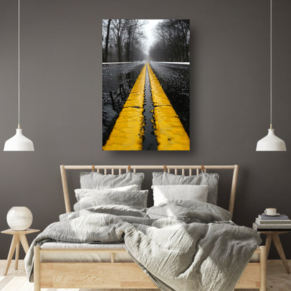 Regenachtige weg met gele strepen canvas