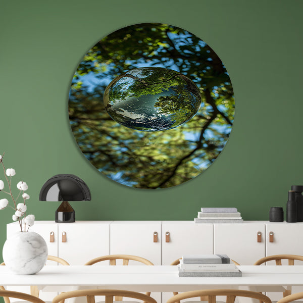 Glazen bol met bomen reflectie aluminium muurcirkel