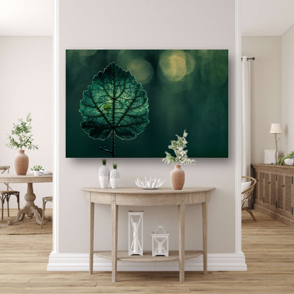 Gedetailleerde bladnerven in een verlicht schaduwspel canvas