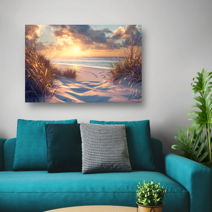 Betoverende zonsondergang op het strand met levendige kleuren poster