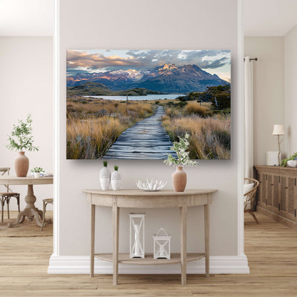 Prachtig Patagonisch landschap met houten pad canvas