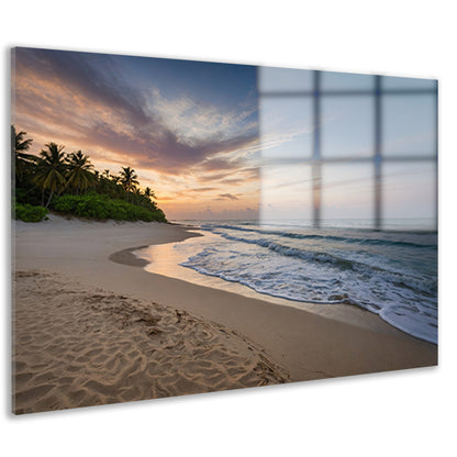Prachtige zonsondergang aan rustig strand acrylglas