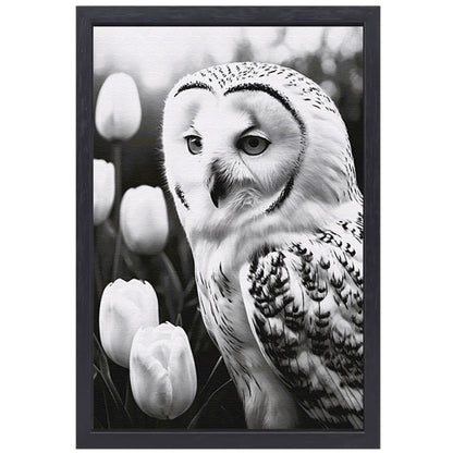 White Owl and Tulips in Monochrome canvas met baklijst