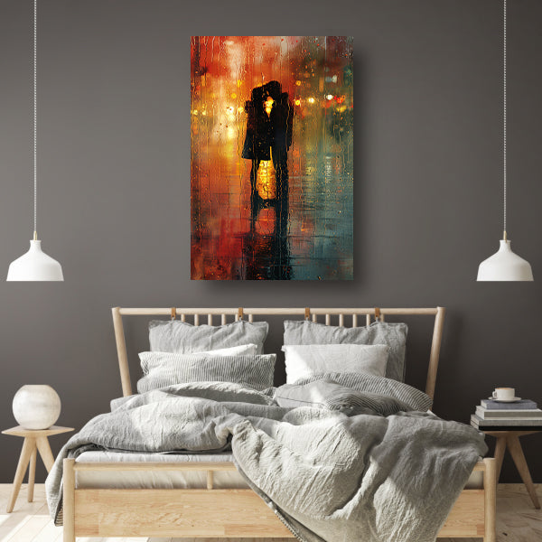 Gepassioneerde Omhelzing in de Regenachtige Nacht canvas met baklijst