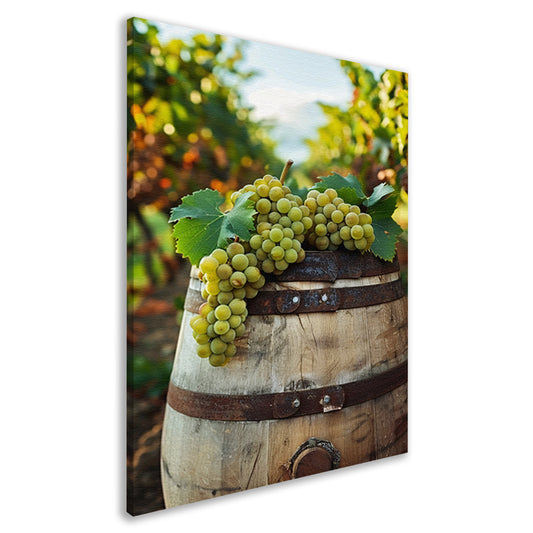 Rustiek Houten Vat met Groene Druiven in Wijngaard canvas