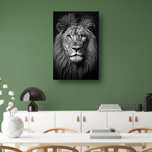 Koning der Dieren: Zwarte en Witte Leeuw canvas met baklijst