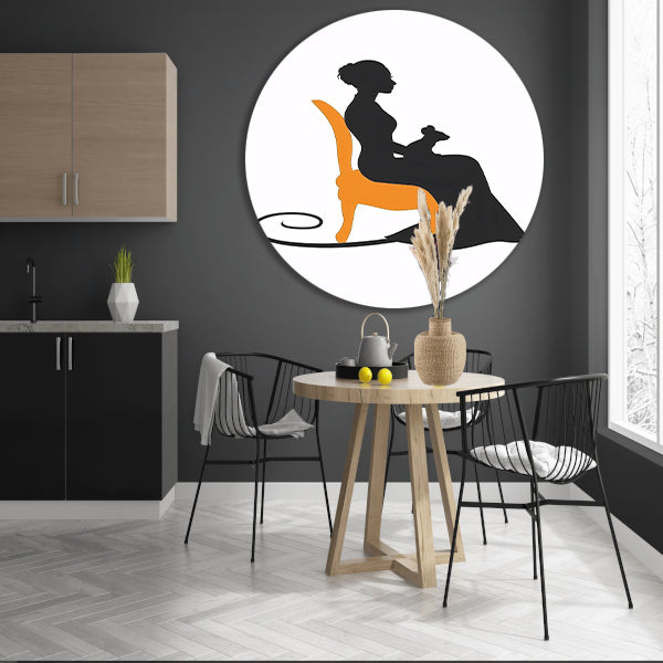 Silhouet van vrouw met muis op stoel aluminium muurcirkel
