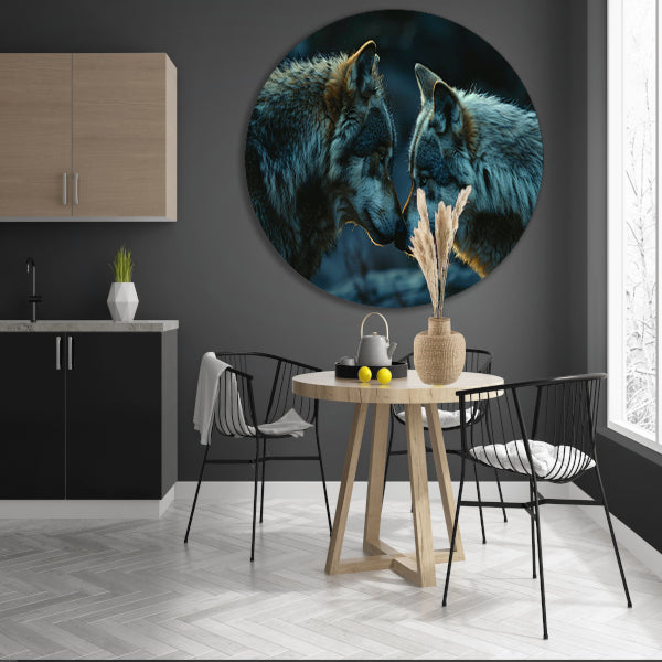Twee wolven in donkere omgeving aluminium muurcirkel