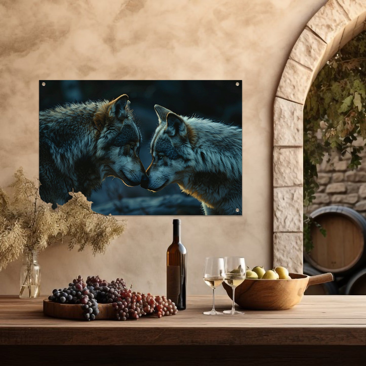 Twee wolven in donkere omgeving tuinposter