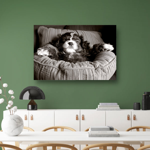 Slapende viervoeter: Slapende viervoeter in comfortabel bed. canvas